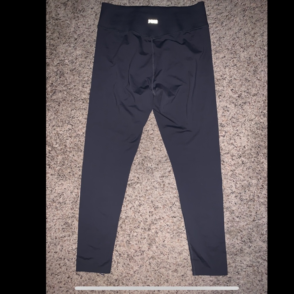PINK Ultimate Leggings size Large, dark grey